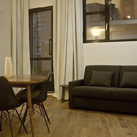 Chez Vous - Marguerite Et Emile Apartment Paris Bagian luar foto